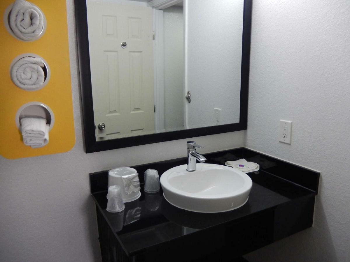 Motel 6-Portland, Tx Luaran gambar